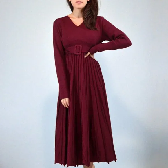 green emerald velvet dress Short Sleeve Knit Empire Waist Dress in Black main image 1